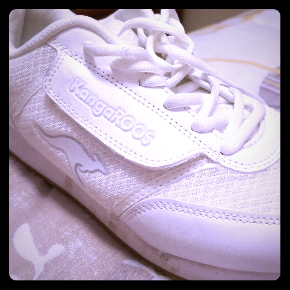 KangaROOS womens tennis shoes